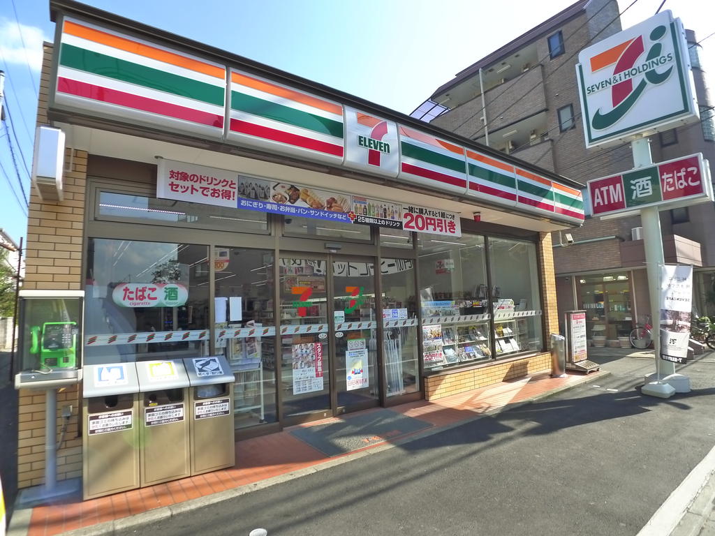 Convenience store. Seven-Eleven Funabashi Motonakayama 2-chome up (convenience store) 409m