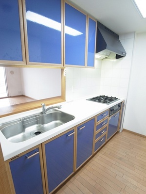 Kitchen. Face-to-face system Kitchen ☆ Between of housework is also convenient LD is overlooks