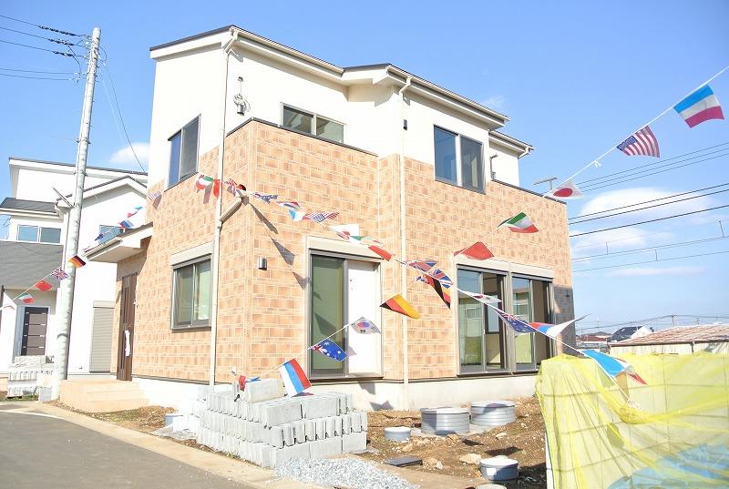 Local appearance photo. Local (11 May 2013) Shooting