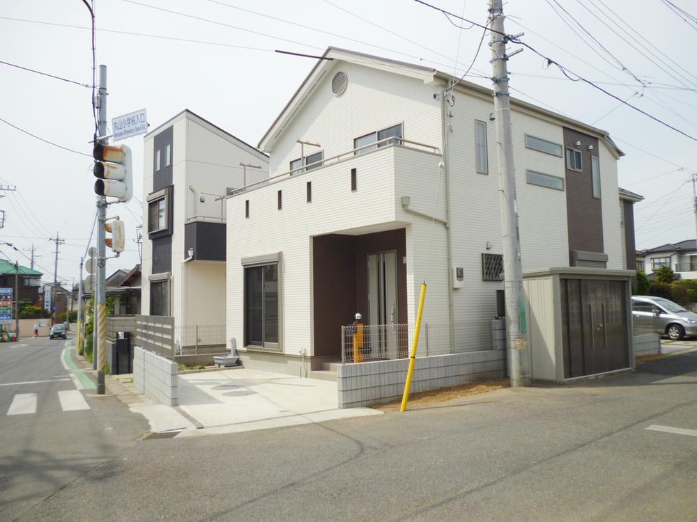 Same specifications photos (appearance). (Same specifications building) It garden of about 15 square meters on the south side is secured.