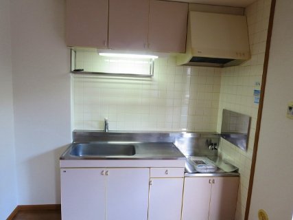 Kitchen. Gas stove installation Allowed ☆ 