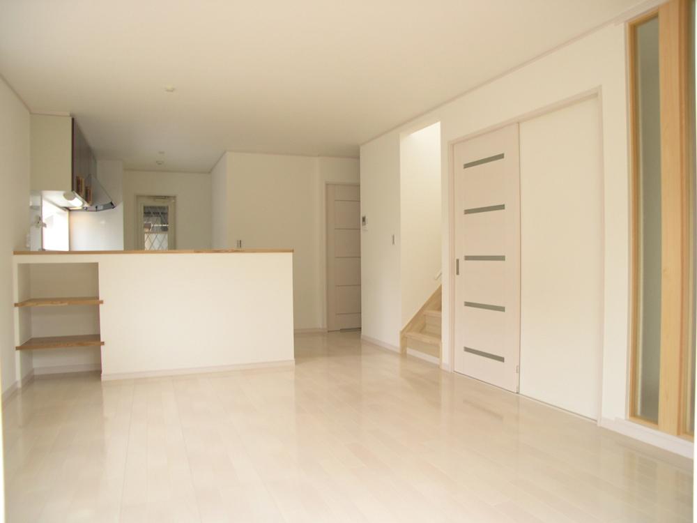 Same specifications photos (living). Fresh Town same specifications