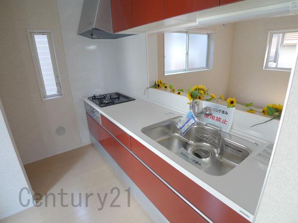 Kitchen. Face-to-face kitchen can feel your family close