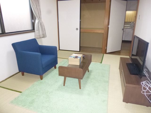 Living and room. Room with furniture appliances