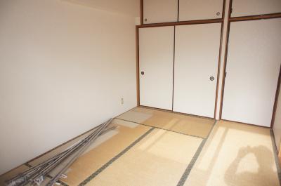 Other room space. Sunny Japanese-style room.