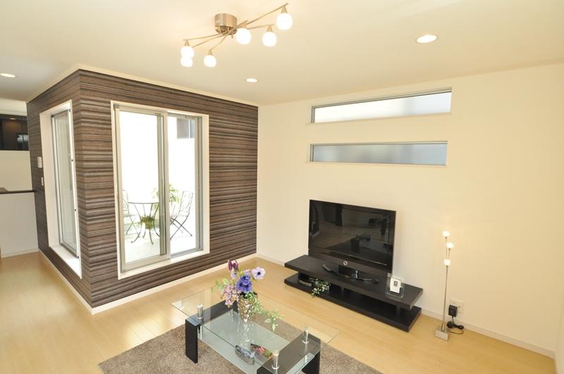 Same specifications photos (living). Inner terrace same specifications construction cases