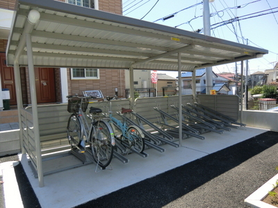 Security. Bicycle-parking space