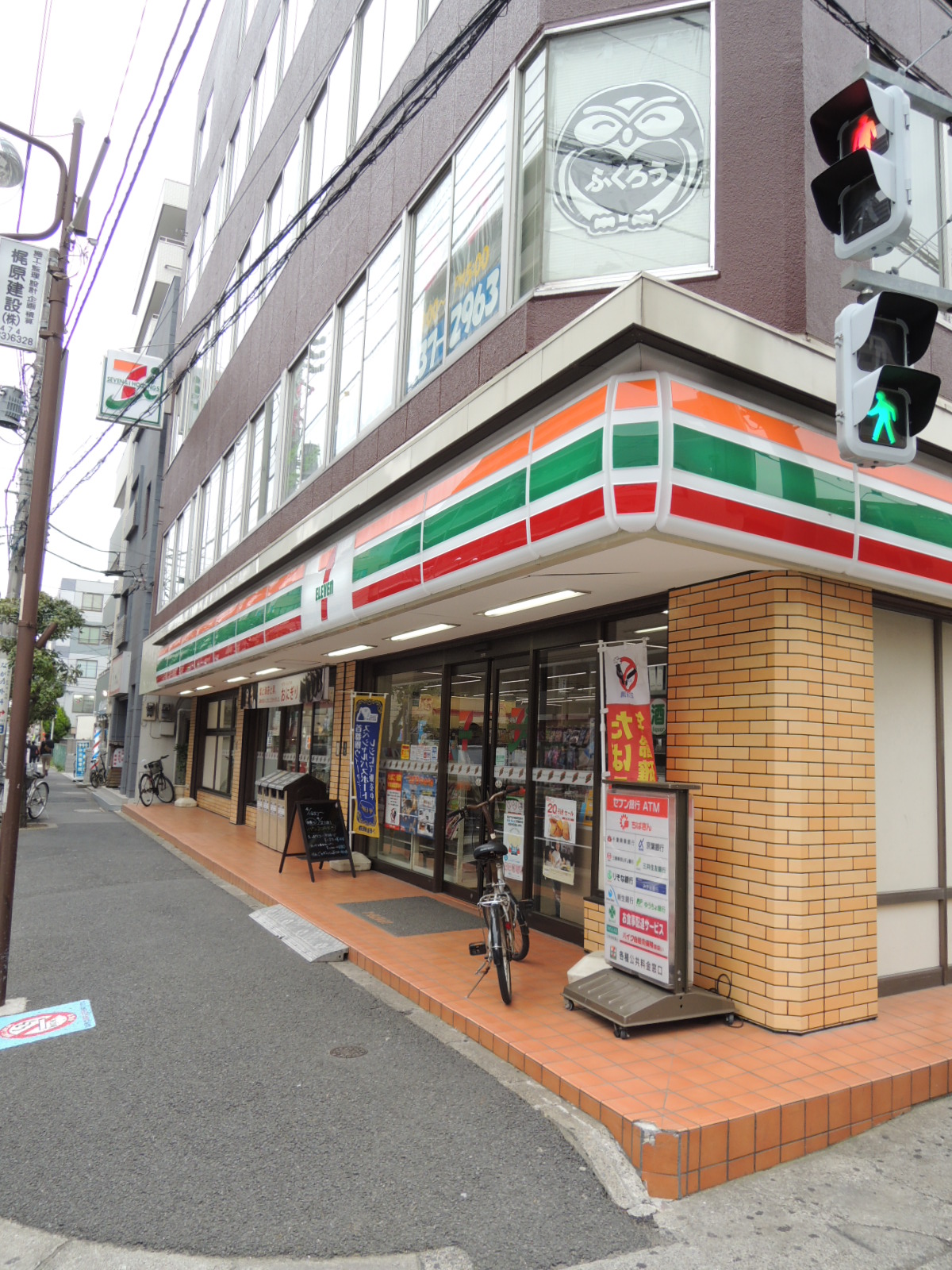 Convenience store. Seven-Eleven bridge Katsushika 2-chome up (convenience store) 73m