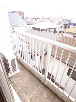 Balcony. Balcony overlooking the roof of Tsudanuma