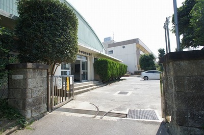 Junior high school. 519m to Funabashi Municipal Ninomiya junior high school (junior high school)