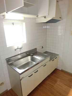 Kitchen. Two-burner gas stove installation Allowed