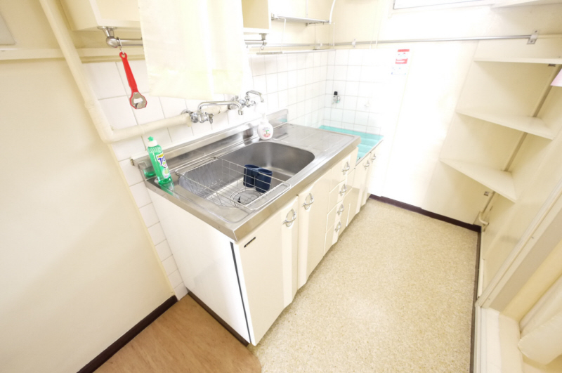 Kitchen. Bright, a clean kitchen