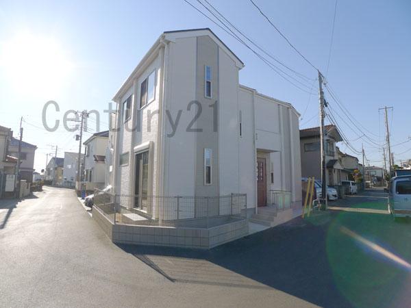 Local photos, including front road