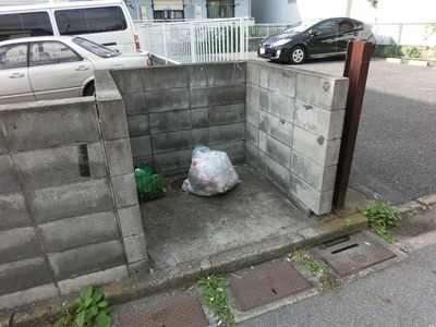 Security. Garbage station on site