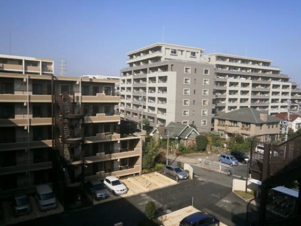 View photos from the dwelling unit