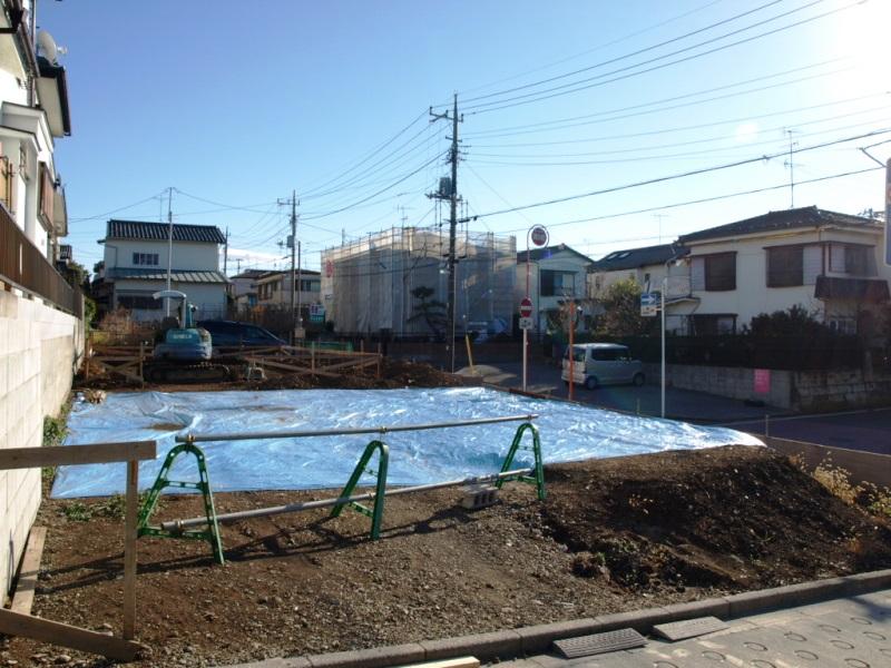 Local appearance photo. Local (12 May 2013) Shooting