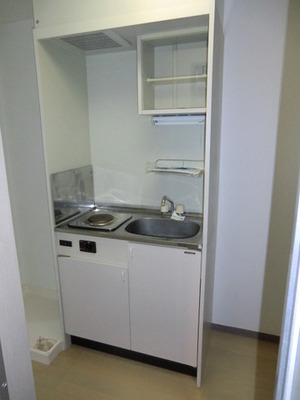 Kitchen. It comes with a 1-neck electric stove