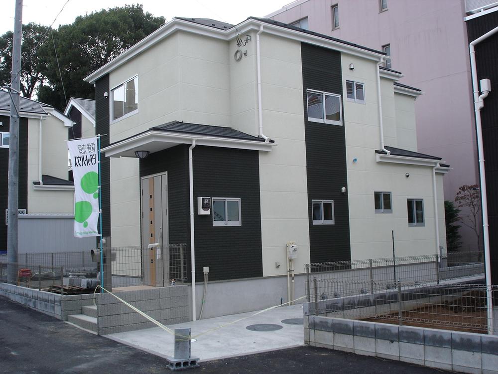 Same specifications photos (appearance). (1 Building) same specification