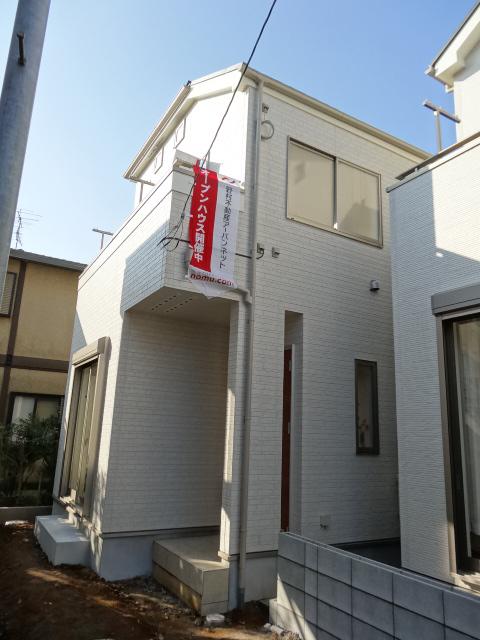 Local appearance photo. Appearance (1 Building)