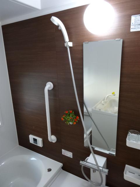 Bathroom. 1 Building bathroom