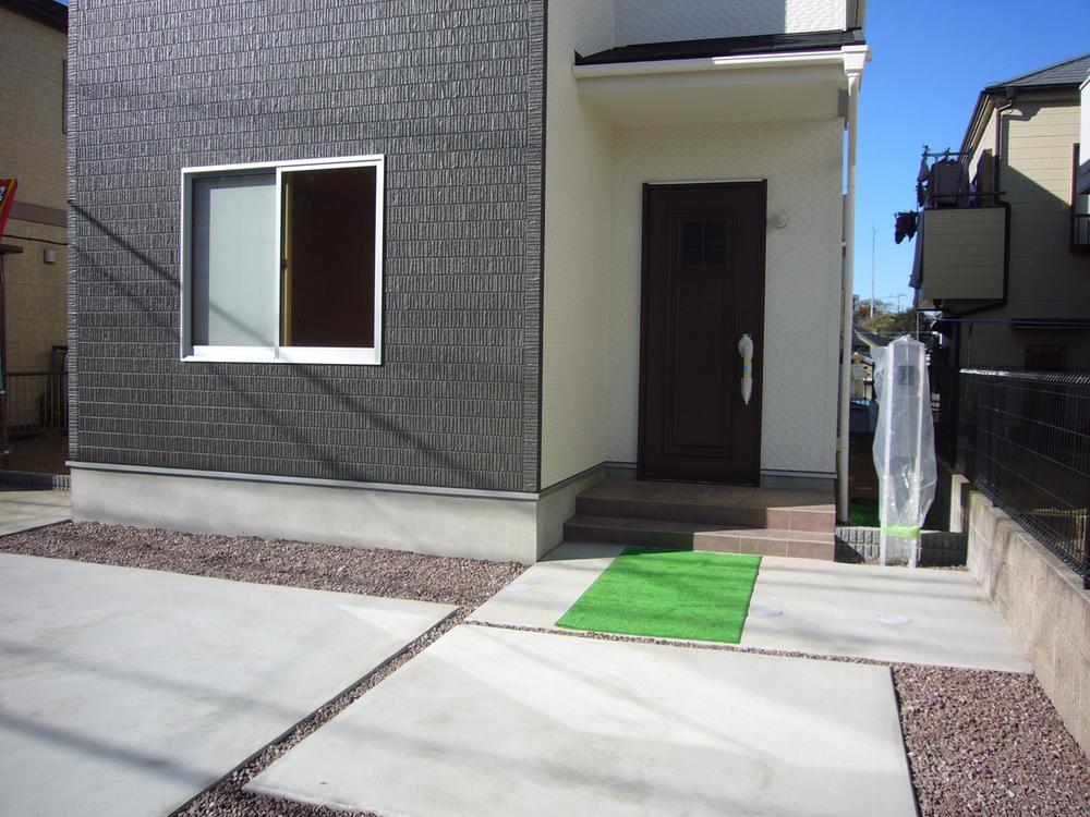 Local photos, including front road