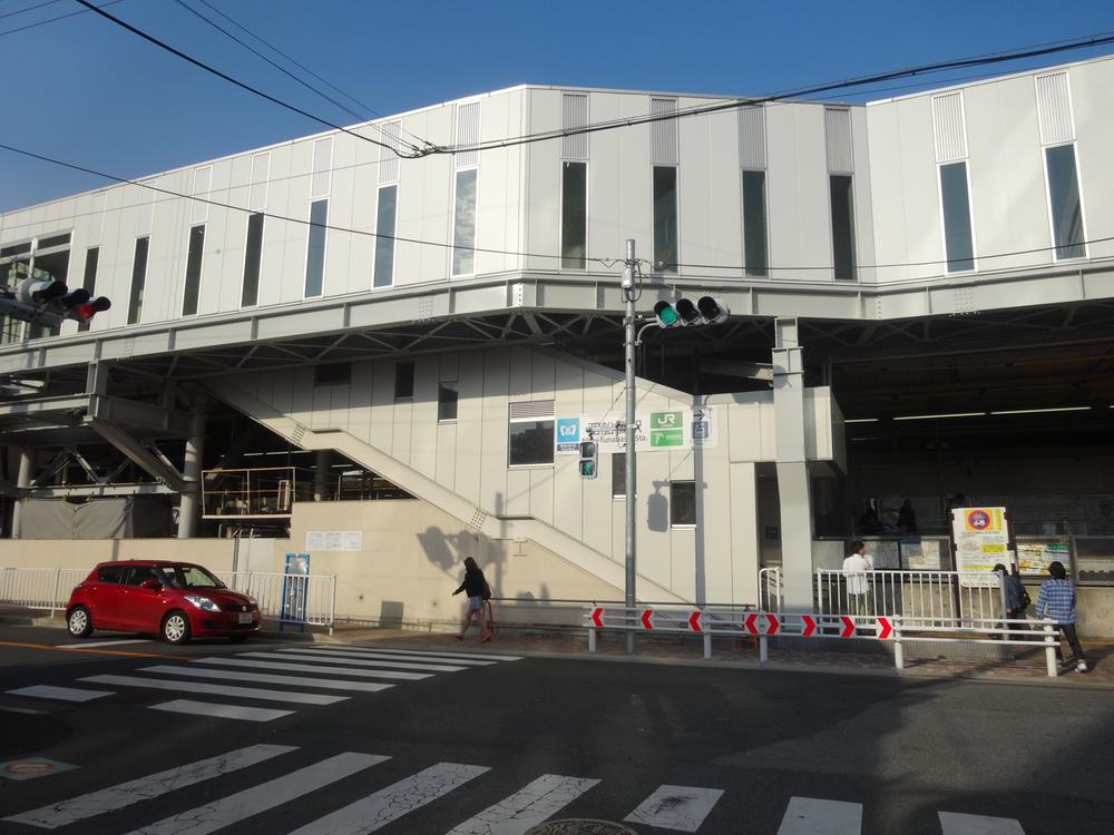 station. Tokyo Metro Tozai Line "Funabashi" 880m to the station