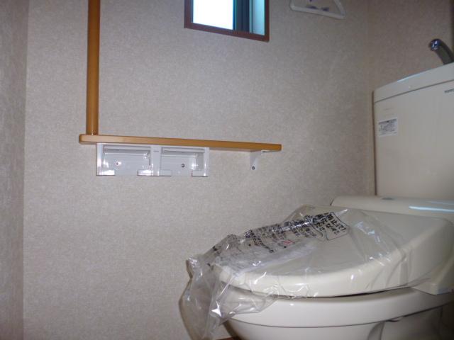 Toilet. Finally was model house complete (4 Building).