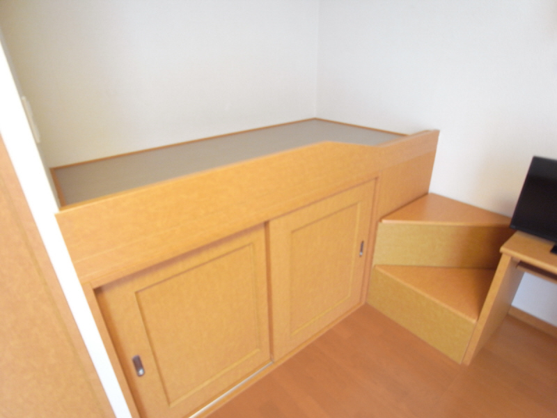 Other room space. With storage bets will come in handy! Also become a storage stairs