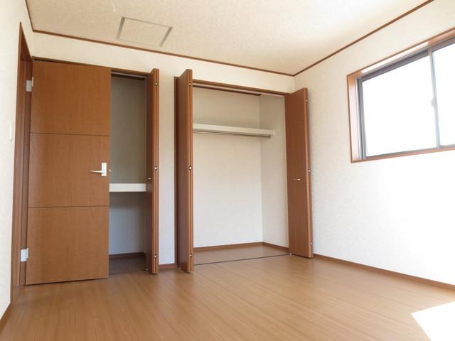 Non-living room. Second floor southeast side Western-style