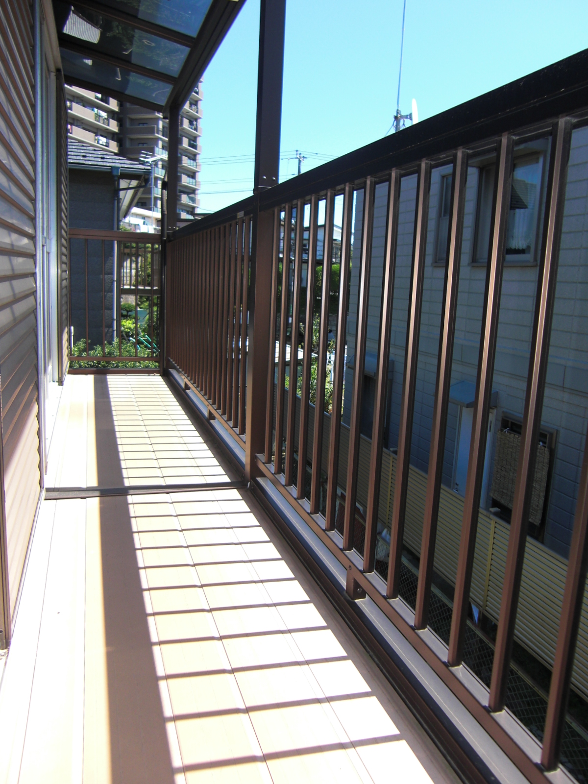 Balcony. Sunny wide balcony ☆