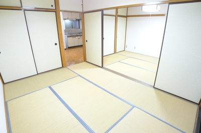 Living and room. Japanese-style room 6 quires