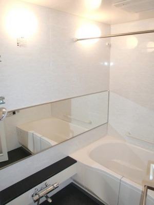 Bath. Add cooked ・ Bathroom with a bathroom dryer