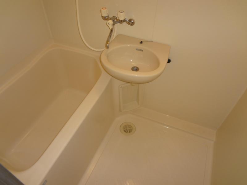 Bath. Bathroom with wash basin