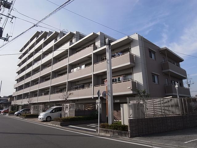 Local appearance photo. February 2008 Built in pet breeding Allowed Mansion