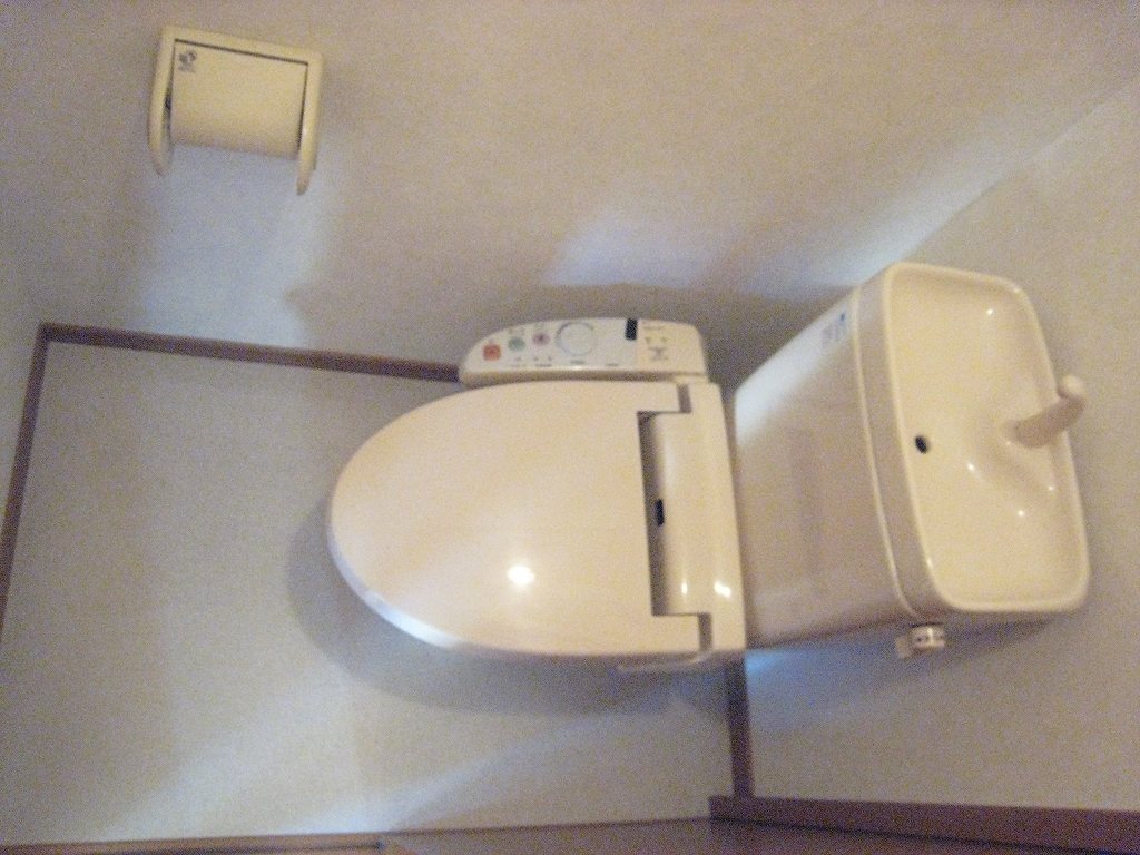 Toilet. Washlet has gone with.