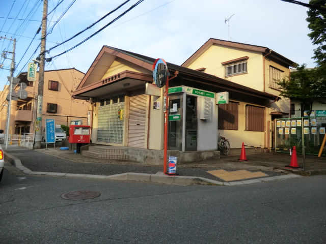 post office. Funabashi Maiharahigashi 559m to the post office (post office)