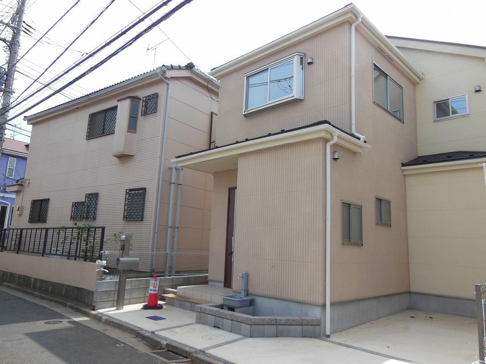 Local appearance photo