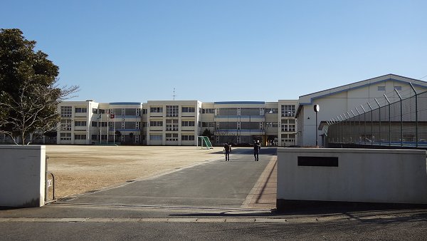 Primary school. 460m to Kokubunji Taito elementary school (elementary school)