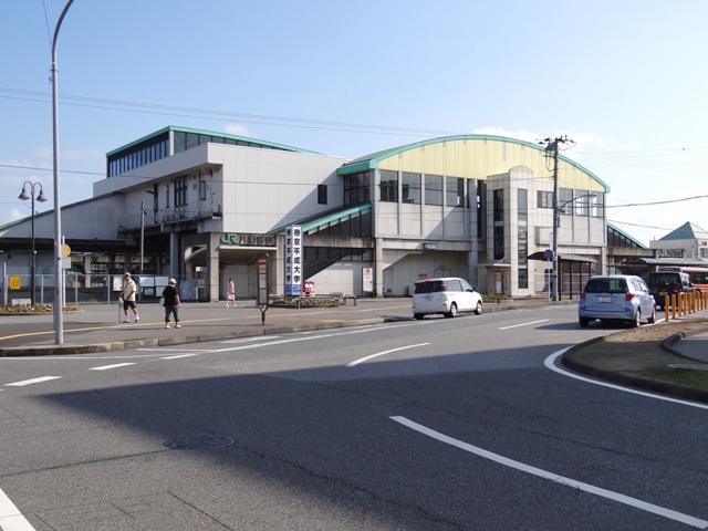 station. Until Yawatajuku Station 845m walk 11 minutes.