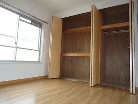 Living and room. 4.5 Pledge of Western-style. Large storage space! !