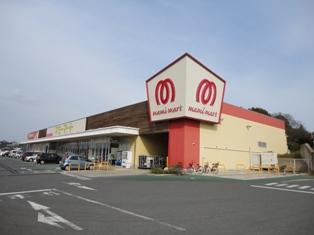 Supermarket. Until Mamimato 970m (March 2013 shooting)