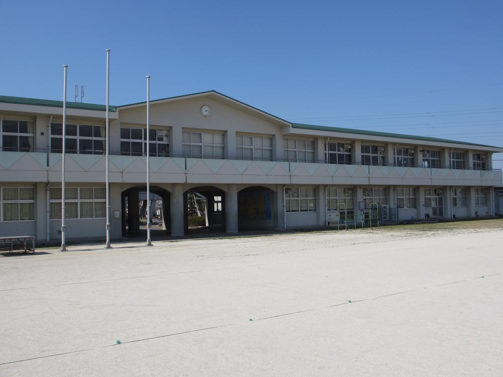 Primary school. Ichihara Municipal Gosho to elementary school 771m