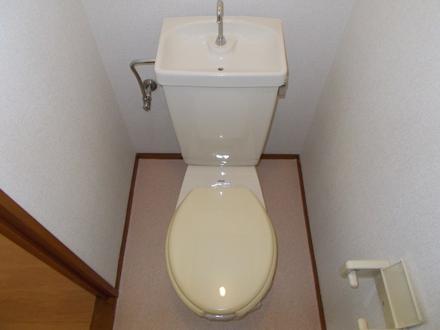 Other room space. Laundry Area