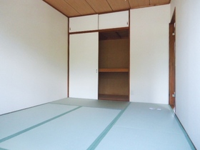 Living and room. 6 is a Pledge of Japanese-style room.  We use good quality tatami!