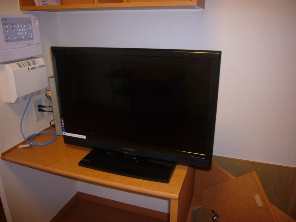 Other Equipment. 32-inch LCD TV land