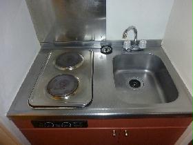 Kitchen. Two-burner stove