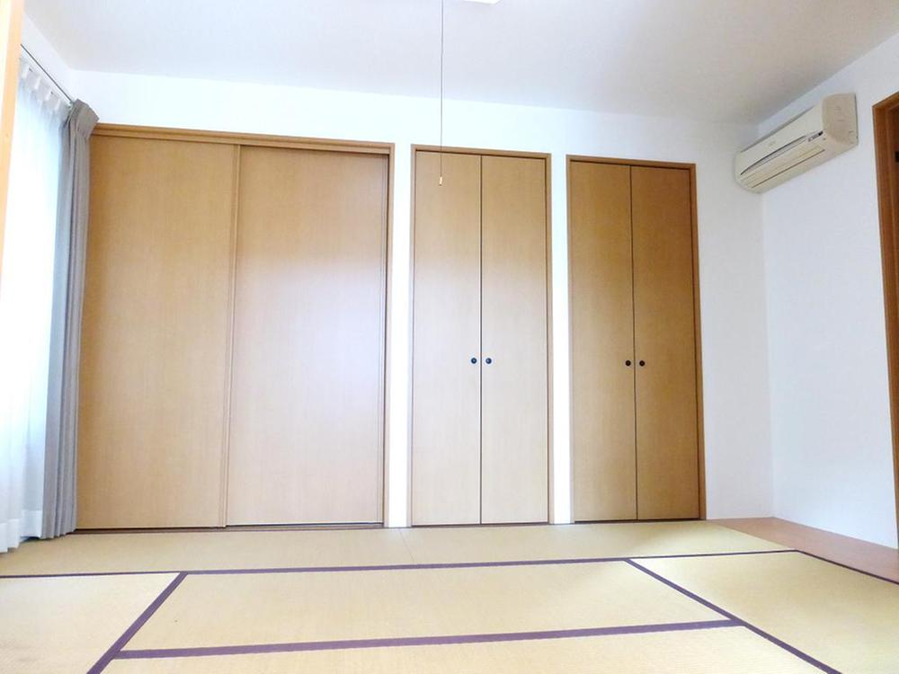 Non-living room. Japanese style room