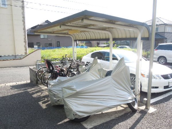 Other common areas. Bicycle-parking space