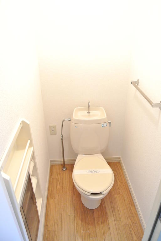 Toilet. Storage BOX ・ Towel rail with toilet