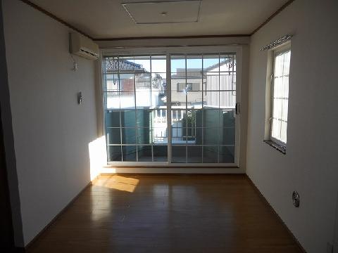 Living and room